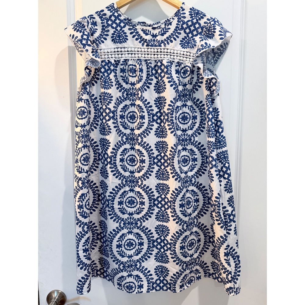 SHEIN Blue White Medallion Print Flutter Sleeve Crochet Trim Shift Dress Size L